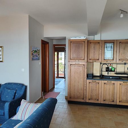 Apartamento Navy Blue Nea Skioni Exterior foto